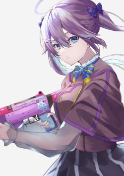 剣桐アカネ